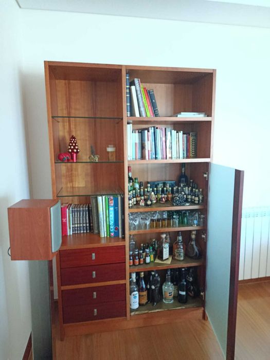 Movel Estante Biblioteca e Mini Bar64584917521665121