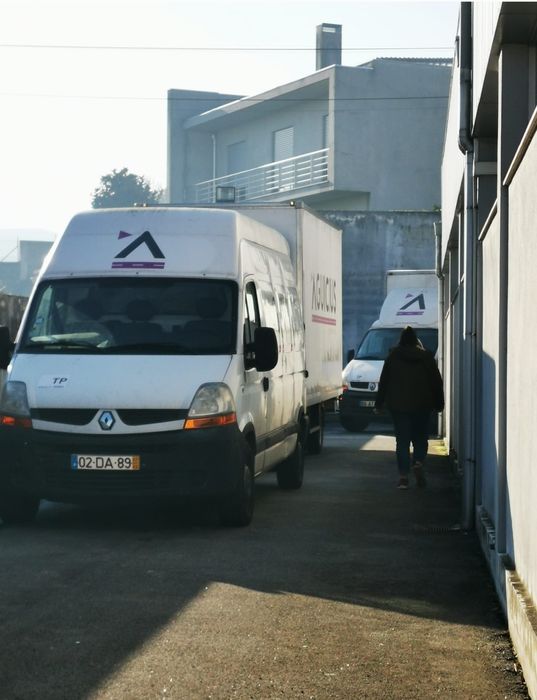 Mudanças e Transportes