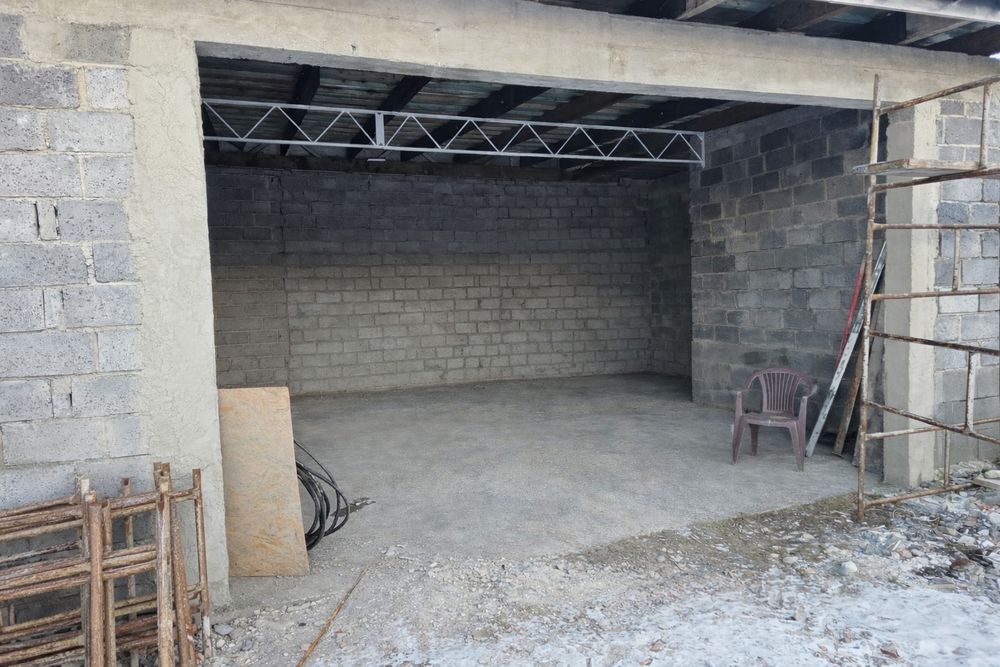 Wynajmę garaż murowany 75m2 + 600m2 placu. – Kraków, ul. Zachodnia