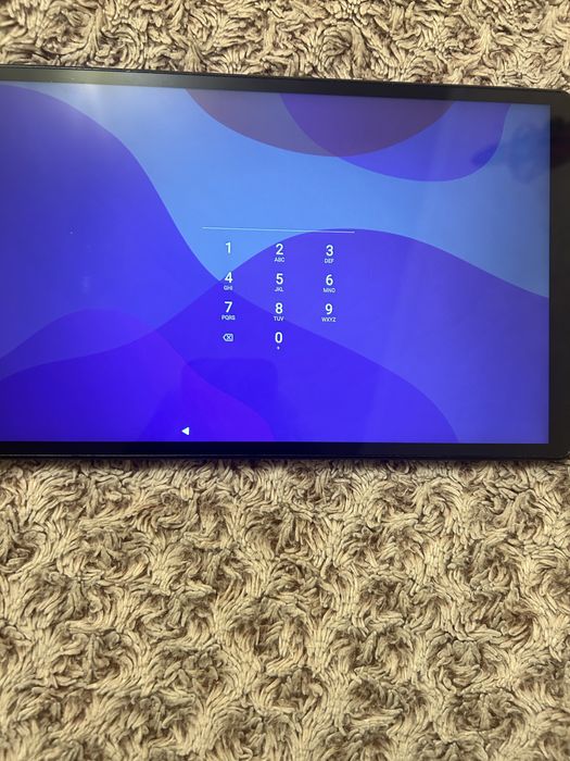 планшет Lenovo tab m10 fhd plus