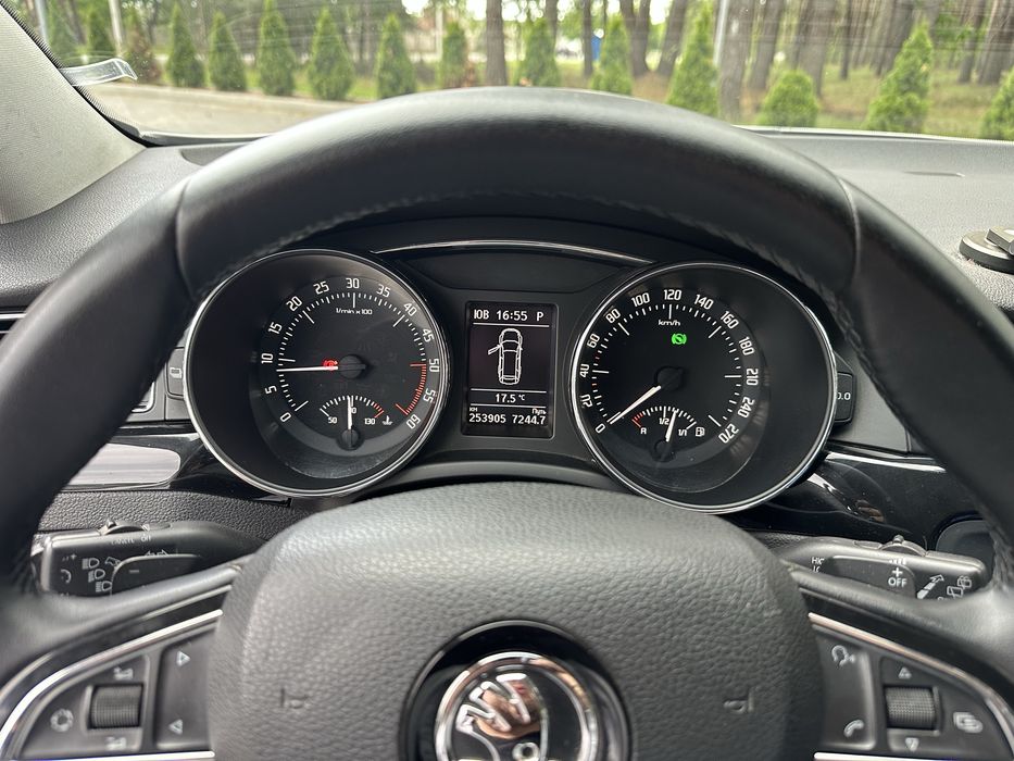 Skoda Superb 2014 VIN TMBLF73T1E9054727 фото оголошення 6 з 8