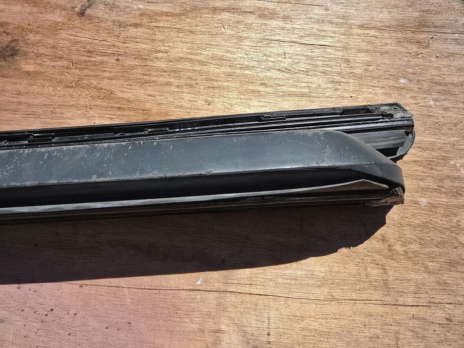 Audi S4 B6 listwy drzwi