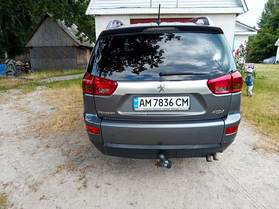 Продам автомобіль.