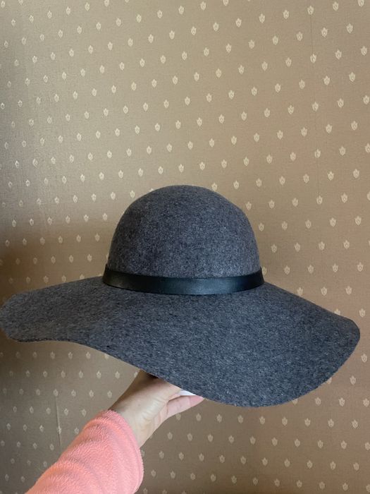 Шляпа  H&M шерсть 100%