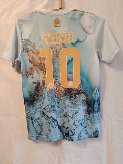Футболка Збірної Аргентини з футболу гравця Мессі, багато кольорова