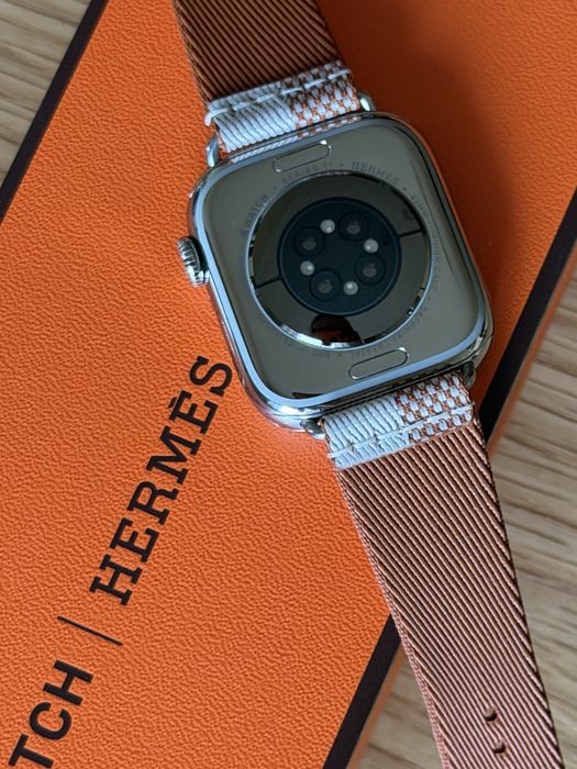 Apple Watch Series 11 Hermés Edition de 42mm GPS + Cellular