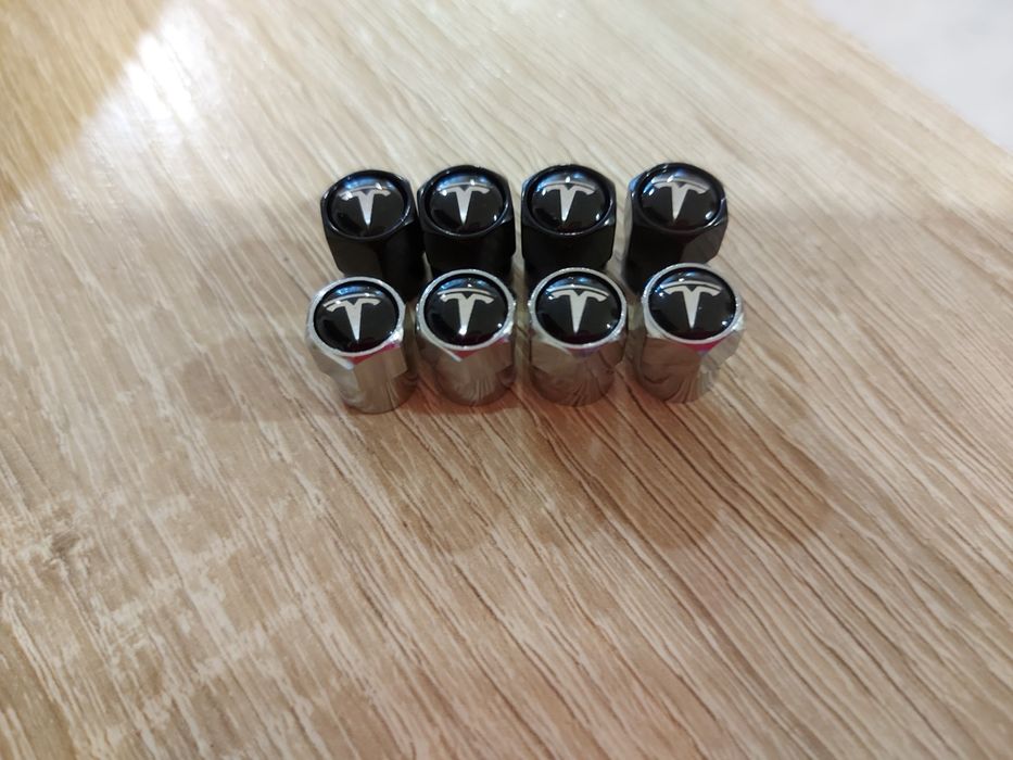 Ковпачки для литих дисків Tesla заглушки емблема шильдік колпачки Тес