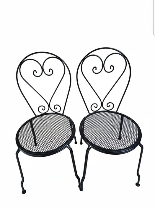 Vendo quatro cadeiras de ferro forjado, interior/exterior