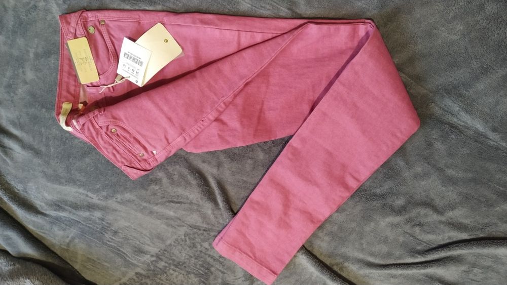 Джинсы, скины Бершка