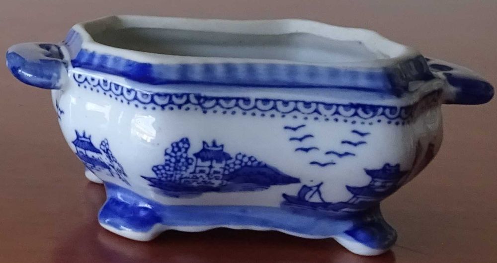 Terrina Decorativa Antiga (Com + de 25 Anos)