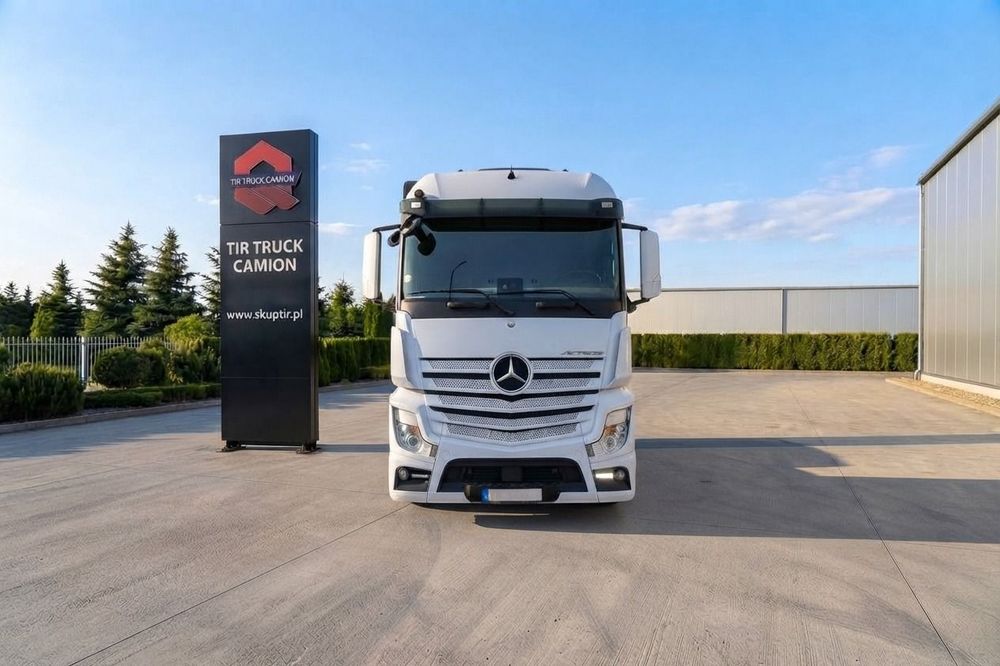 Mercedes-Benz