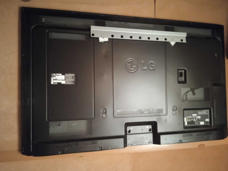 TV LG 50 polegadas, em excelentes condições.
