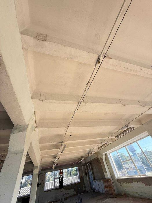 Оренда виробничого або складського приміщення 250 кв.м. є обладнання