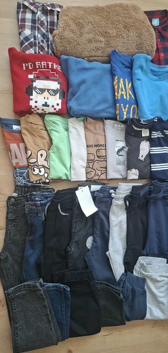 Zestaw paka ubran 122 128 spodnie koszule bluzki bluzy kamizelka