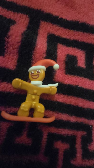 Kinder surprise новорічний