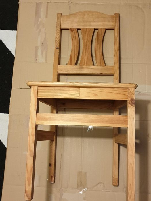 Stół rozkładany sosnowy + 4 krzesła