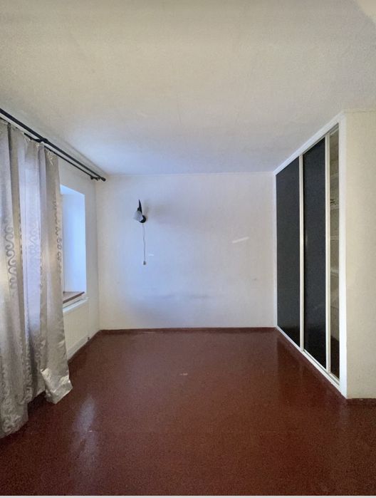 Продам 60м2 приватного сектора в тихому районі міста