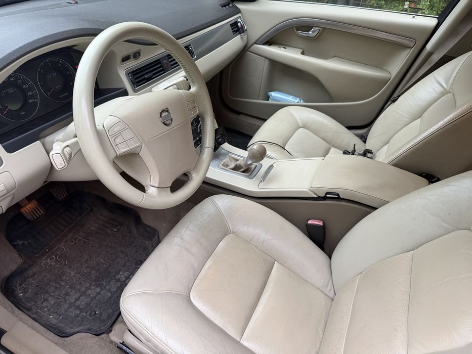 Volvo v70 d5 185