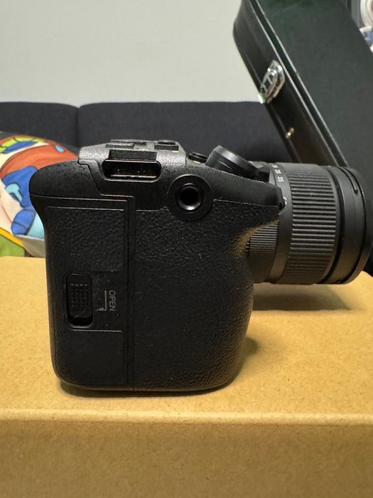 Sony FX30 + Sigma 18–50mm f/2.8 | Como novas | Caixas originais