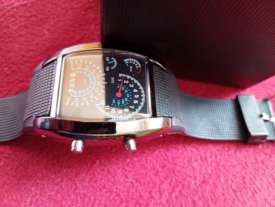 Zegarek kwarcowy sportowy Led