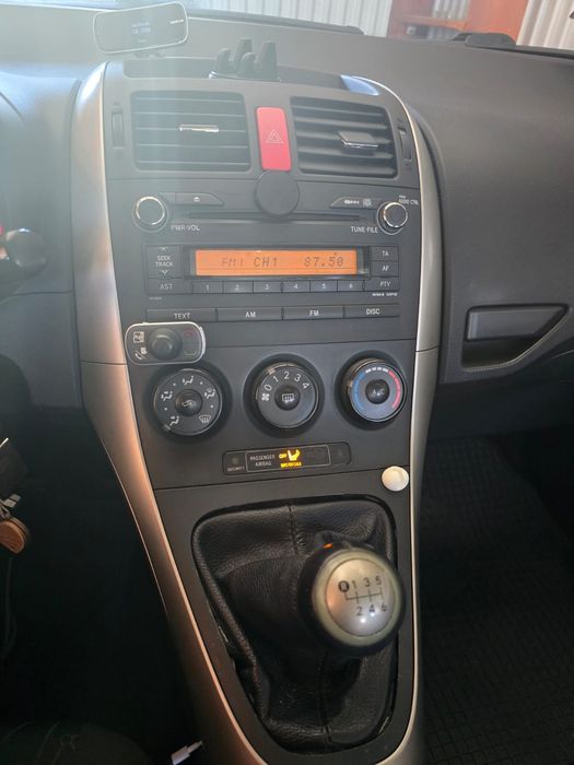 Toyota AURIS  1.4 D4D