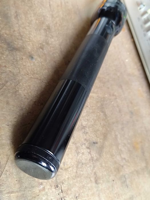 amerykańska latarka Maglite