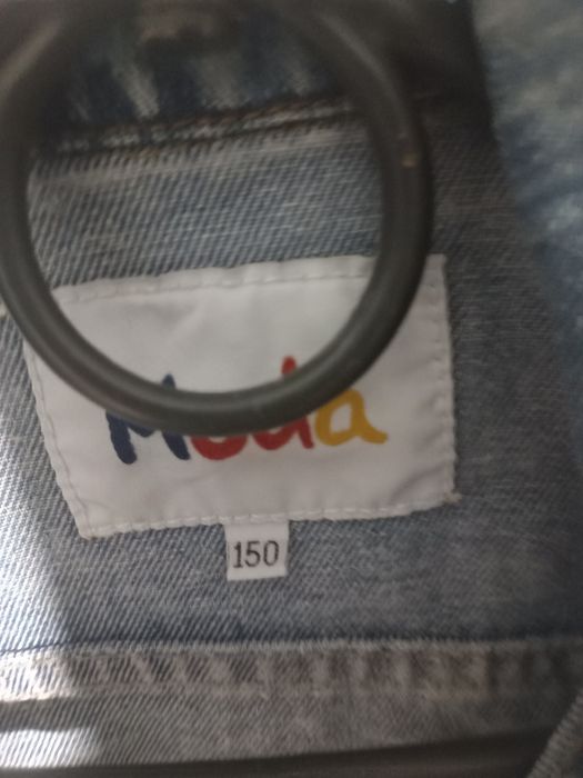 Джинсовая куртка.