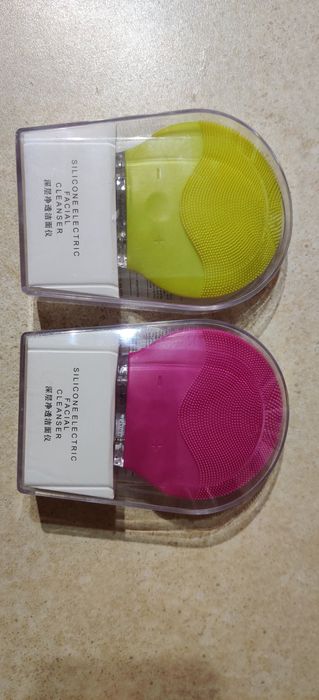 Szczoteczka soniczna do twarzy