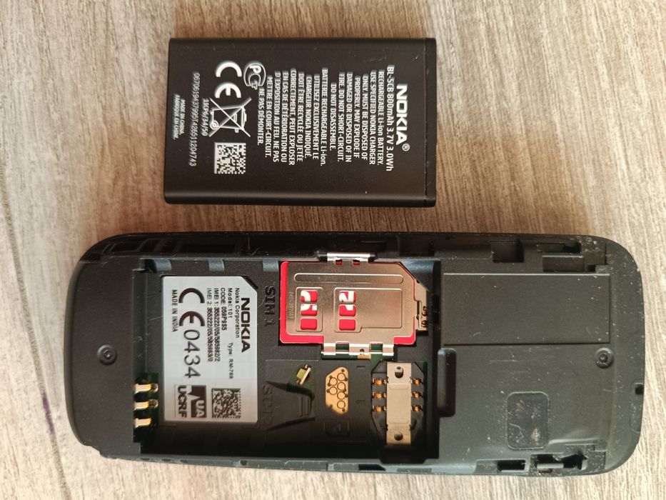 Телефон Нокиа 101, б/у, 2 сим карты