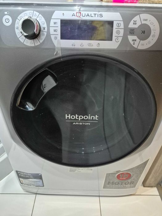 Sprzedam uzywana pralko-suszarke firmy Hotpoint. W dobry stanie.