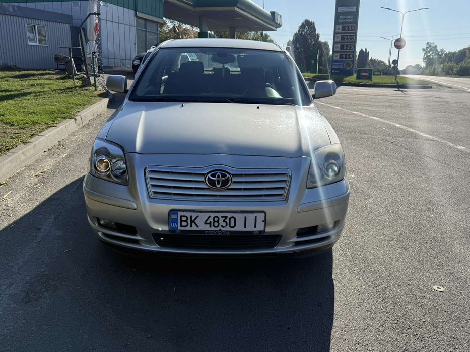 срочно по ціні євро бляхи продам тойоту авенсіс