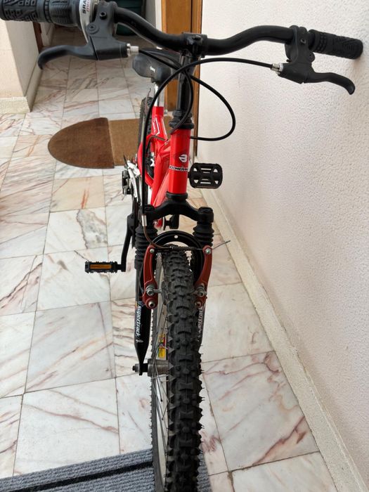 Bicicleta boomerang criança