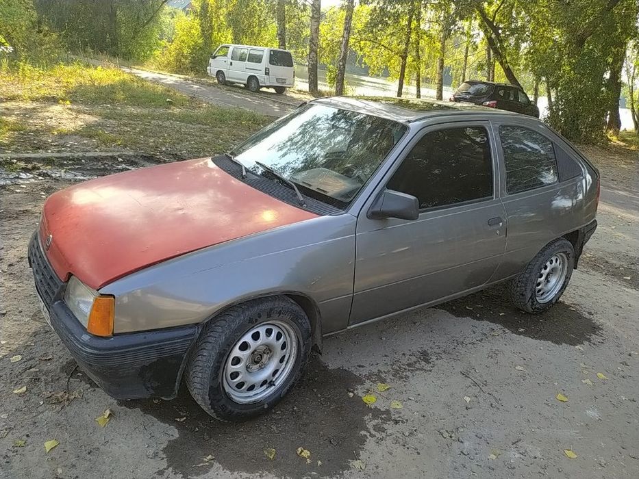 Продам Опель Кадет 1.3