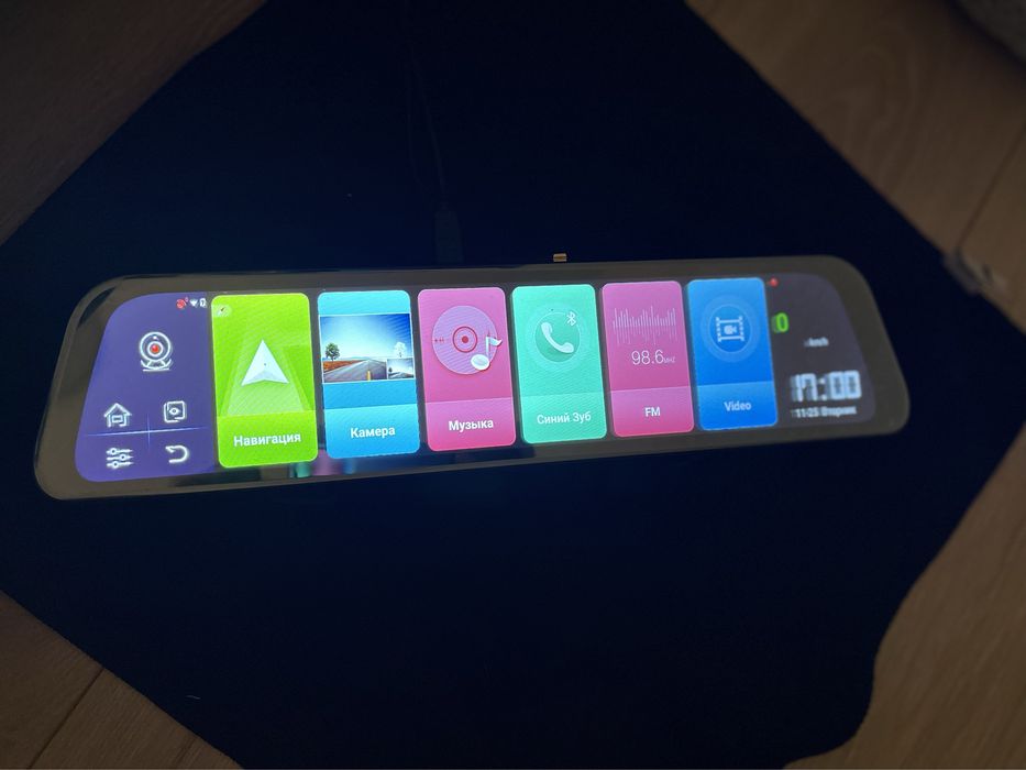 Автомобільний відеорегистратор. Дзеркало 12"