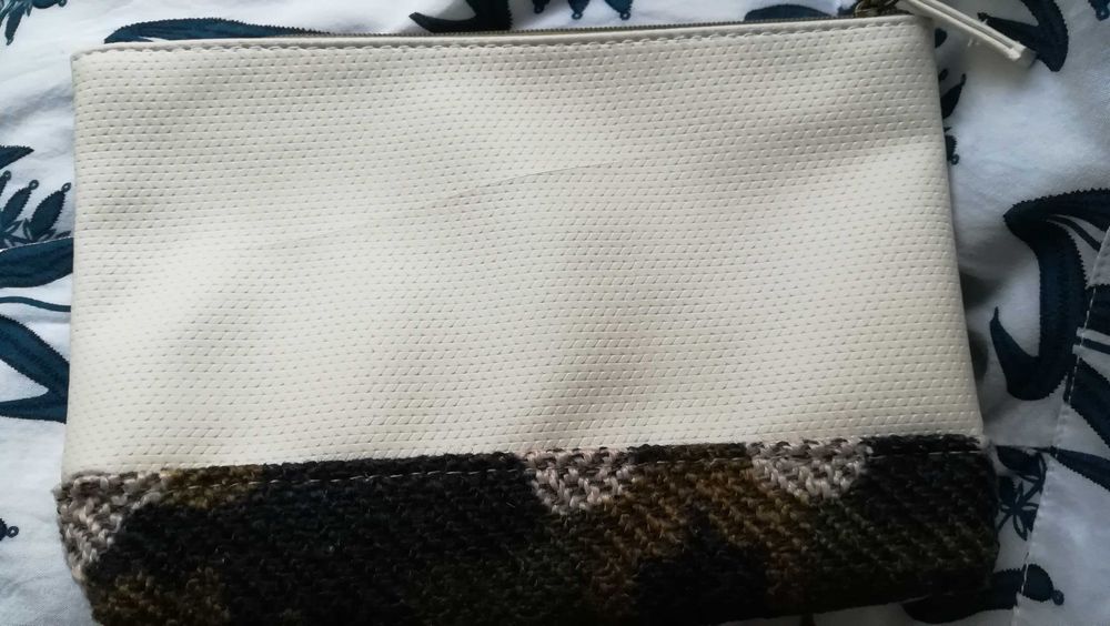 Sisley bolsa necessaire 20 x 14 cm NOVO