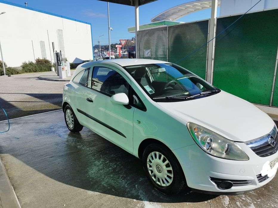 Comercial em bom estado