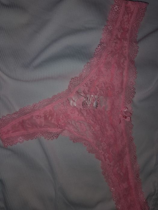 Majtki stringi damskie