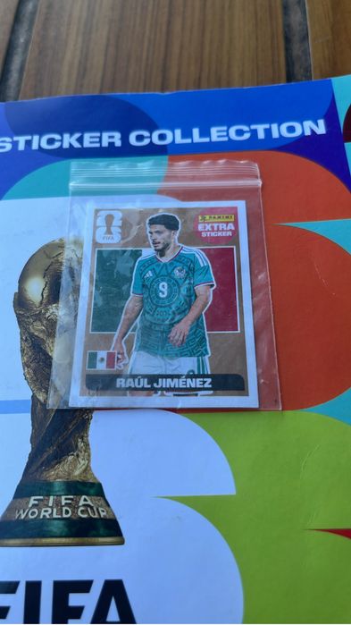 Vendo cromo extra bronze do raúl Jiménez