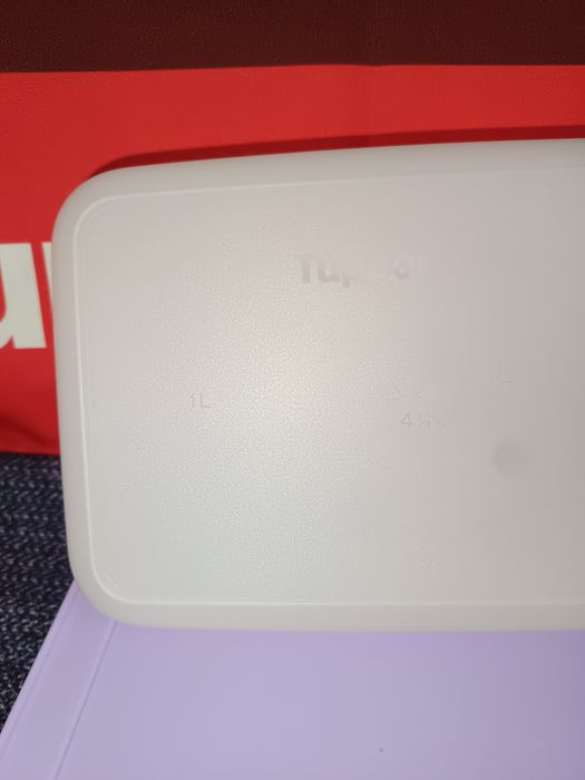 Tupperware Freezer Container 1L439379648242657284