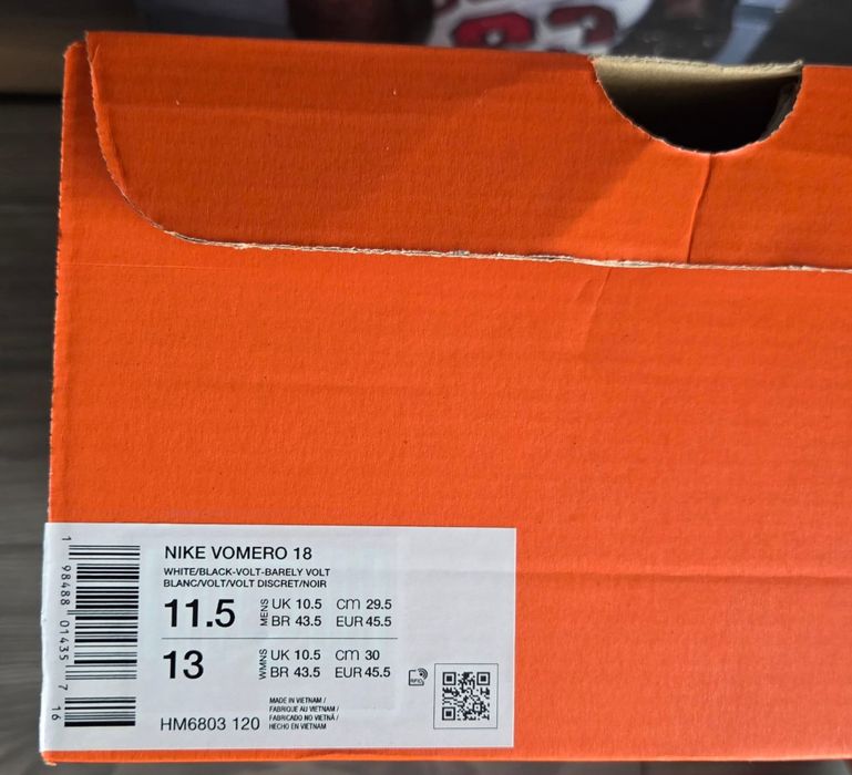 Nike Vomero 18 roz. 45,5