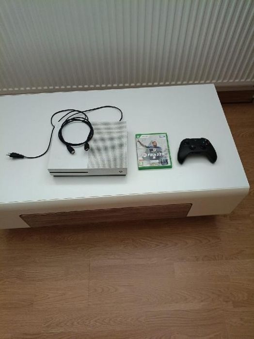 Xbox One S 500 Gb
