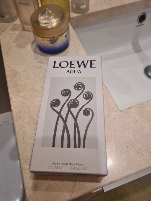 Cinco frascos de perfume+ 1 boião Vazios, para colecção