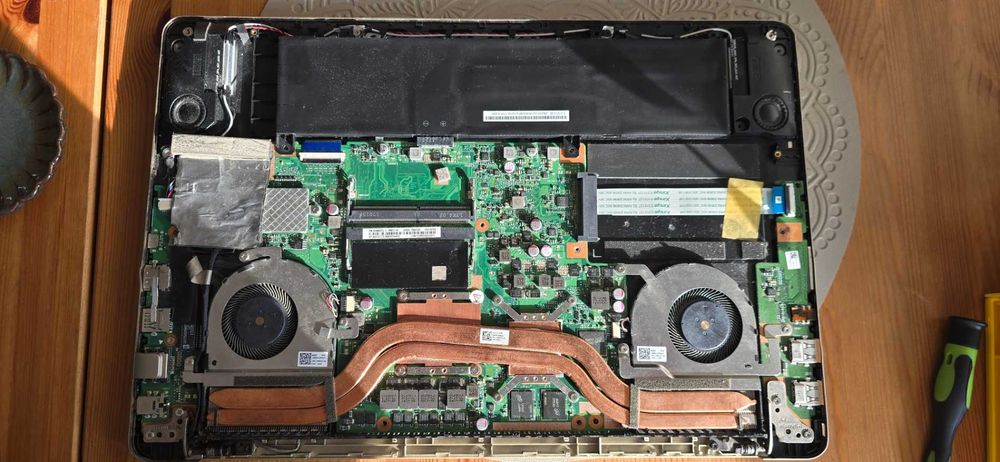 Laptop Asus n580v, 2x4GB RAM Samsung, 240GB SSD Kingston