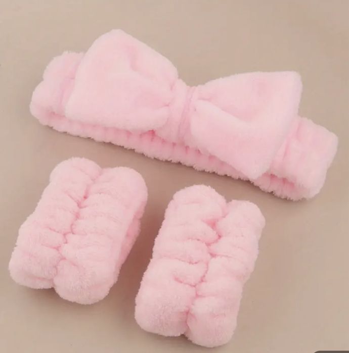 Повязка и два браслета