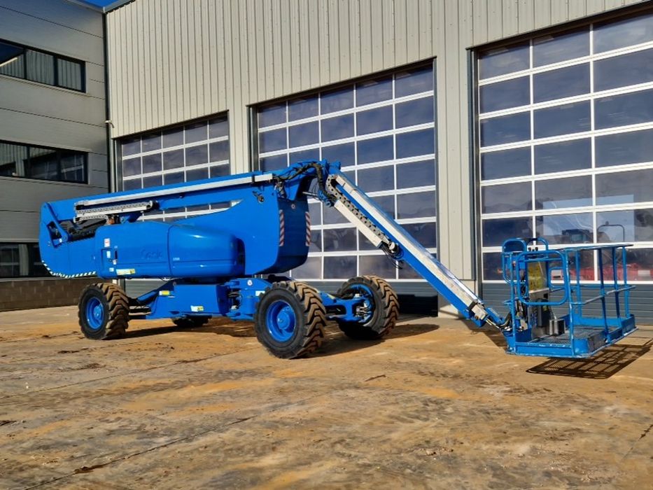 Телескопическая вышка Genie Z 135 , 2011 г