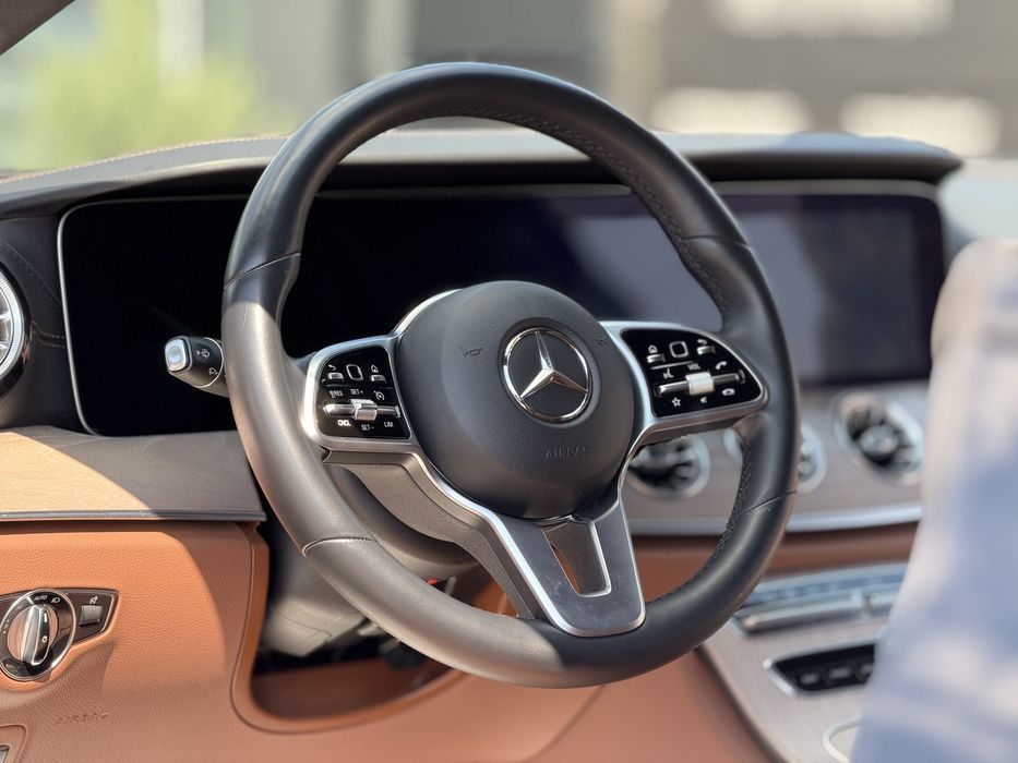 Mercedes-Benz E-Class 2019 220d G-tronic C238 Європа Не Фарбована Купе-хардтоп