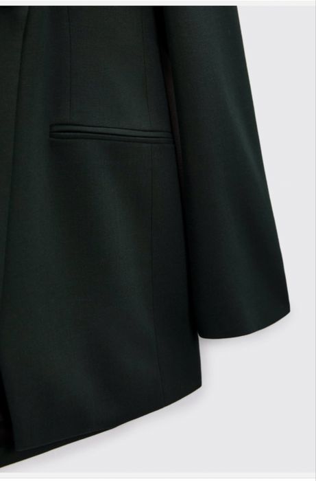 Темно-зелений брючний  костюм з асеметричним жакетом з вовни zara
