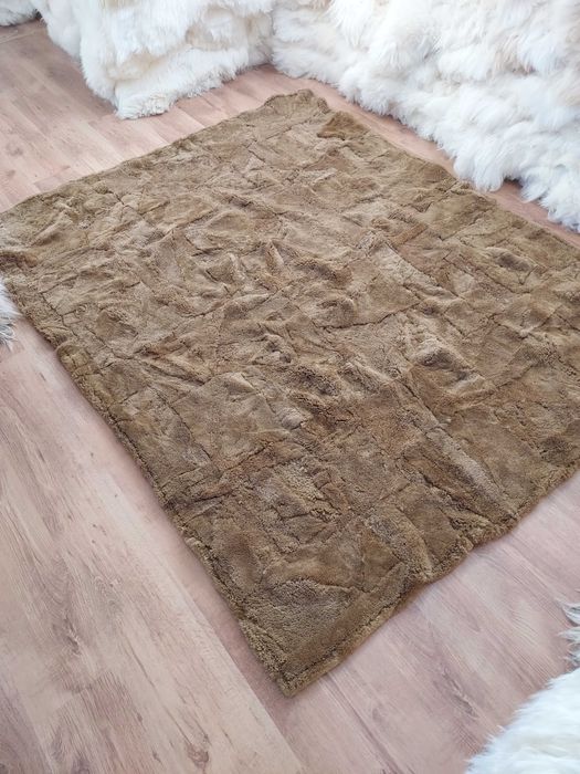 Dywan z Prawdziwych Skór Owczych Naturalnych Narzuta Skórzana