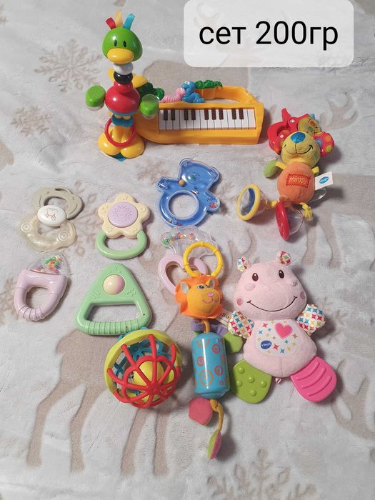 продам игрушку на коляску