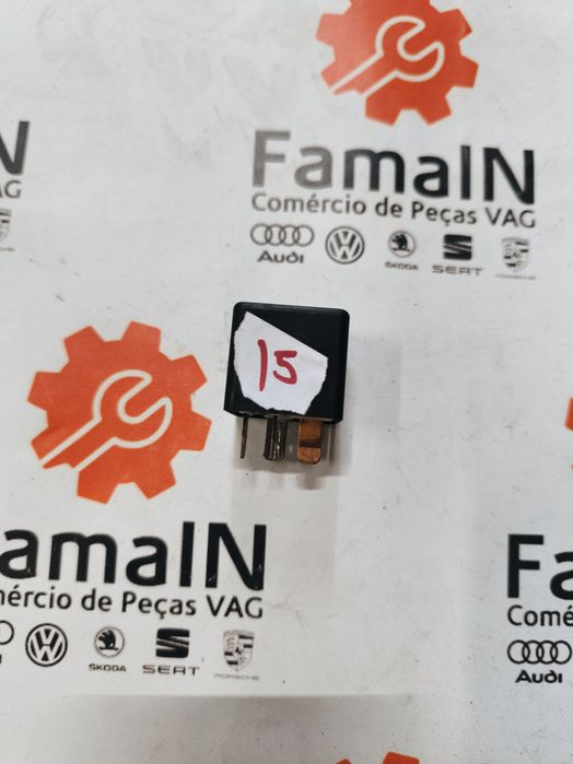 Réle  - 443951253AA - AUDI A6 C6 (4F2)